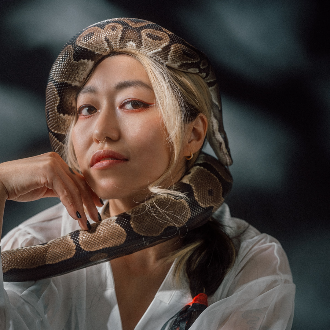 LEE EMI